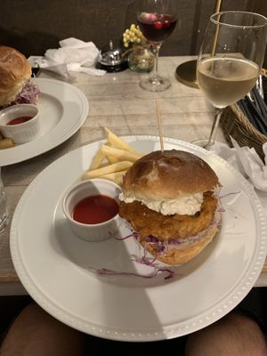 “Chicken” burger  at AIN SOPH.Journey in Kyoto