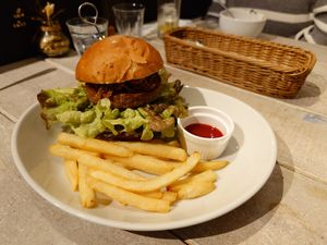 Cheeseburger (cheese was sold out) at AIN SOPH.Journey in Kyoto