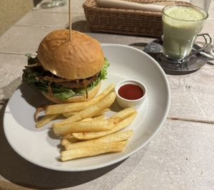 Burger  at AIN SOPH.Journey in Kyoto