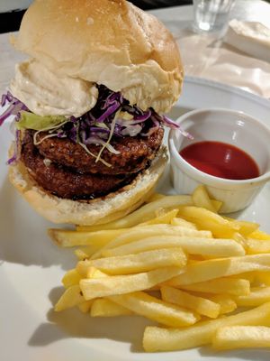 Cutlet burger at AIN SOPH.Journey in Kyoto