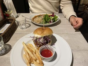 Cutlet burger at AIN SOPH.Journey in Kyoto