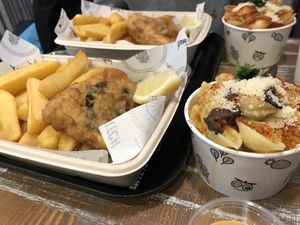 Fish & chips and Mac N’ cheese at By Chloe - Covent Garden in London