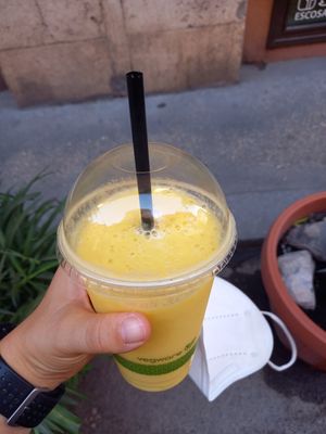Tropical Smoothie at Escosazio in Rome