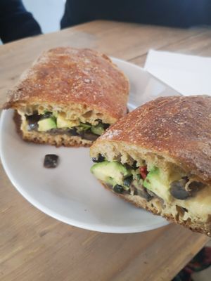 Panino vegano - vegan gluten-free bun at Escosazio in Rome