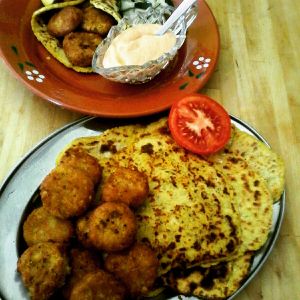 Sweet potato flat breads, falafel,  and vegan mayo at Casa Das Flores in Tomar