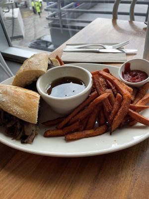 Fast, hot and not soggy 😇  at SEA - Floret in Seattle