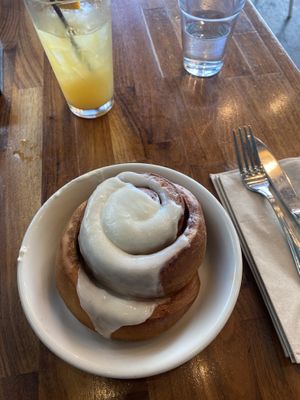 Aerial View of Huge Vegan Cinnamon Roll 🤪  at SEA - Floret in Seattle