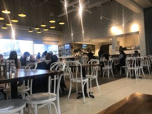 Bright and open at SEA - Floret in Seattle