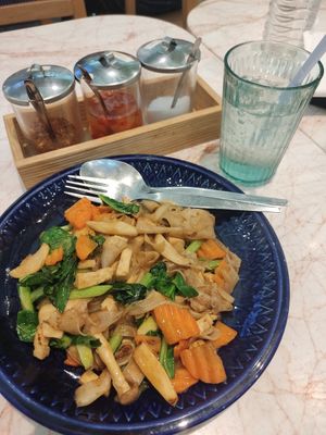  at Home Cafe Tha Tian in Bangkok