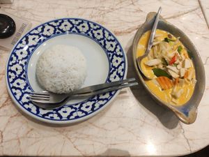  at Home Cafe Tha Tian in Bangkok