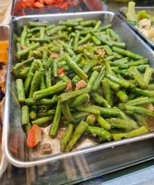 Long beans ~ 20/4/22 at Toa Payoh Lorong 8 - Vegetarian Stall in Central Singapore