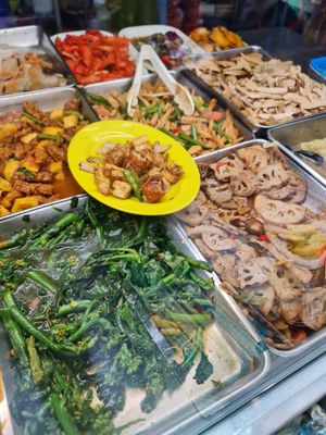 ~ 19/11/22 at Toa Payoh Lorong 8 - Vegetarian Stall in Central Singapore