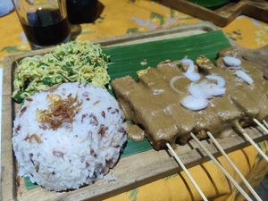  at Global Village Kafe in Lovina