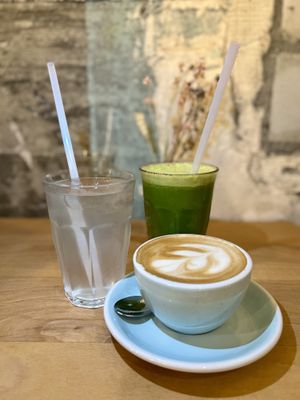 Coconut water, detox juice, cappuccino with sprout milk #Veganuary at roots - Schanzengraben in Zurich