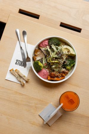  at roots - Schanzengraben in Zurich