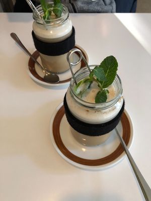 Vegan chai latte at In Guter Gesellschaft in Hamburg