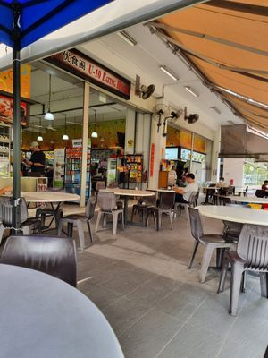  at Vegetarian Vegetarian 素 in Central Singapore