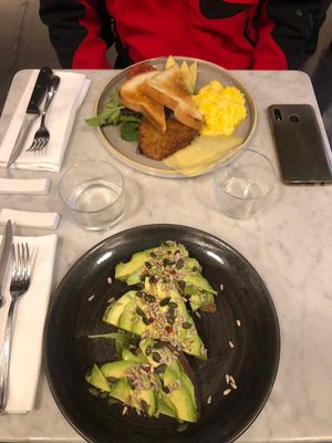 Avocdo sandwich at Barnum Cafe in Rome