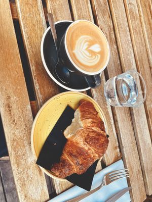 vegan croissant at Barnum Cafe in Rome