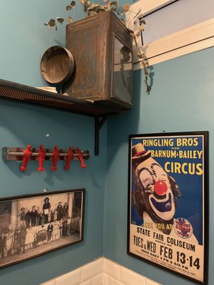 Interno del bagno  at Barnum Cafe in Rome