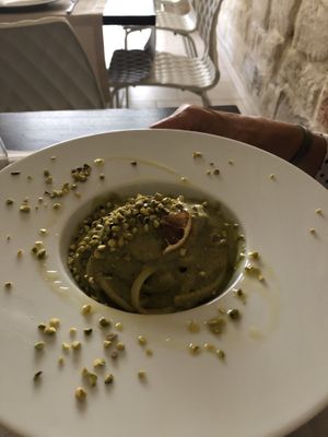 Spaghetti al pesto di pistacchio   at Pesto di Pistacchio in Trani