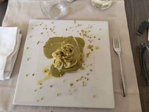 Linguine al pesto di pistacchio at Pesto di Pistacchio in Trani