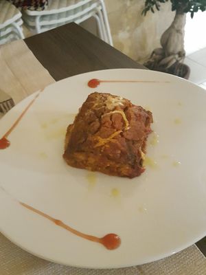 Parmigiana di melanzane at Pesto di Pistacchio in Trani