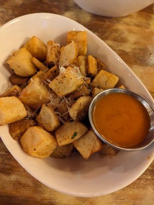 Garlic potatoes at MeeT in Yaletown in Vancouver