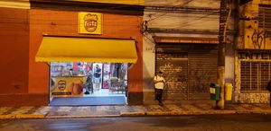 Em frente ao teatro municipal at Friitz in Mogi Das Cruzes