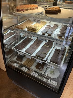 All vegan 😍 at Gratify Foods in Penticton