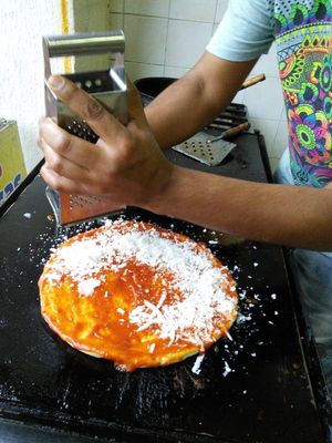 Pizza prep at Krishna Vegan in Guadalajara