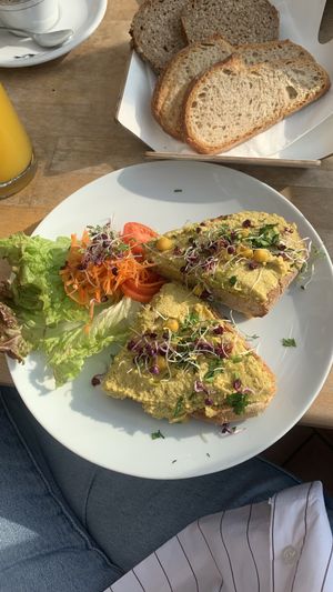 Roasted hummus bread   at Cafe Affenbrot in Luebeck