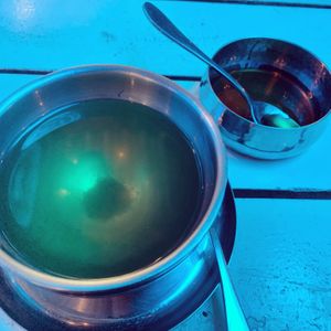 Herbal tea with honey at Yogi-Sthaan in Bangalore