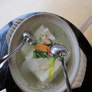 Yudofu close-up at Tofu Restaurant Seigen-in - 西源院 in Kyoto