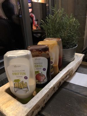 Vegan sauce  at Hans im Glück in Dresden