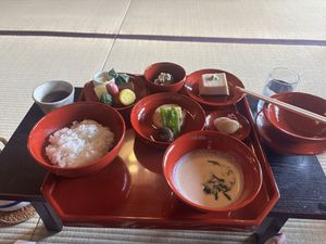 The Yuki set: rice, soup and five side dishes.   at Tenryuji Temple Shigetsu in Kyoto