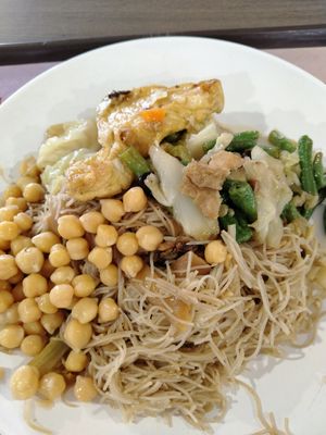 Bee Hoon with 3 dishes $4 at Yum Yum Yummy Vegetarian - Bukit Merah Central in Central Singapore