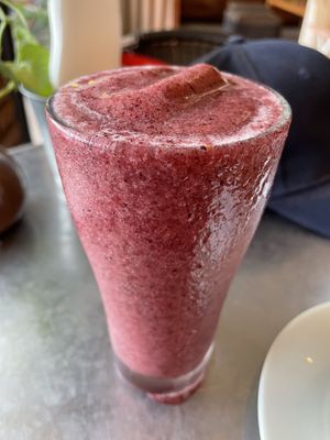 Strawberry, blueberry and banana “shake” (no milk/yogurt), 60 baht  at Connect Cafe in Chiang Rai