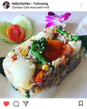 Fried rice mixed vegetables at Connect Cafe in Chiang Rai