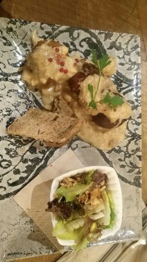 Plato albóndigas del menú at Enkuentro Cocina Natural in Castellon De La Plana