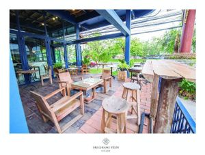 Seat of the outside at Sri Chiang Yeun House in Chiang Mai