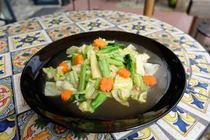 Stir Fried Vegetables at Sri Chiang Yeun House in Chiang Mai