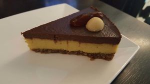 Orange raw cake.

Photo by: ‎Natali N. on Facebook at Kavarna Cacao in Portoroz