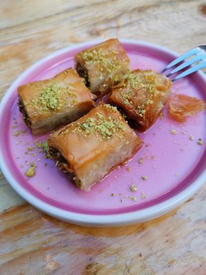  at Shouk in Drumcondra