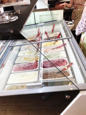Ice cream choices, around 3/4 vegan options at Revival in Whitstable