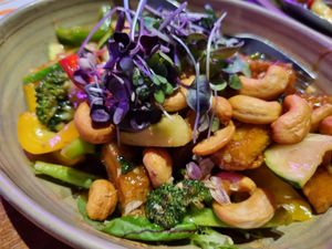 Cashew stir fry at Hochi Mama in Melbourne