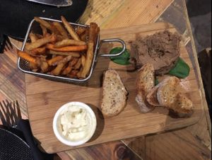 'Rillettes' aux châtaignes at L'Embargo in Toulouse