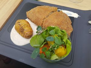 Cordon bleu at L'Embargo in Toulouse