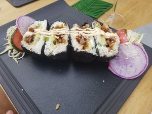 Onigirazu at L'Embargo in Toulouse