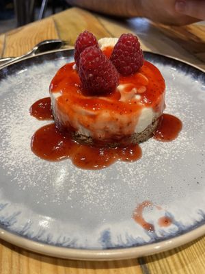   at L'Embargo in Toulouse